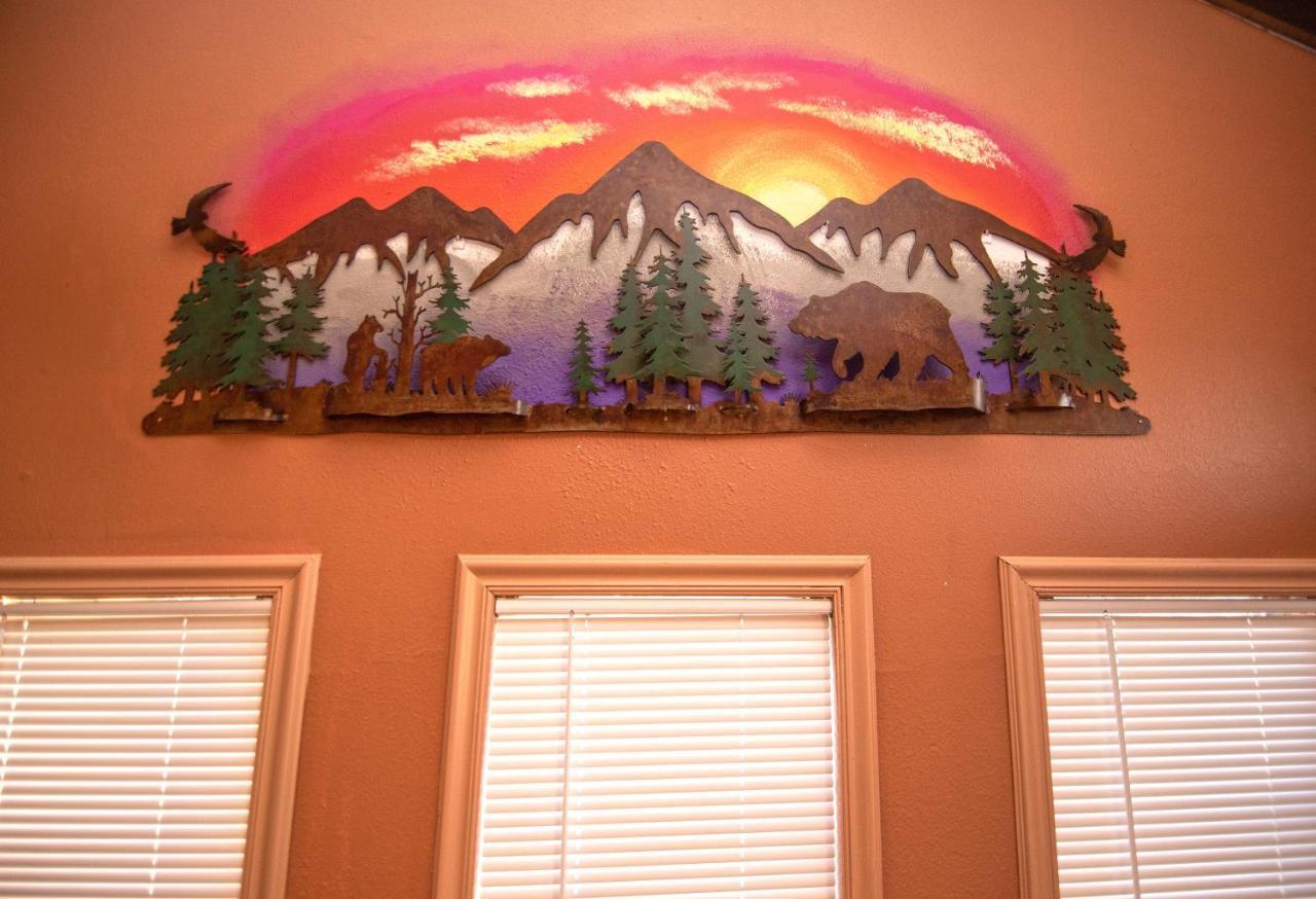 Huge Ruidoso Retreat With Game Room, Pool, 2 Balconies, 2 Kitchens - Sleeps 17! Eksteriør billede
